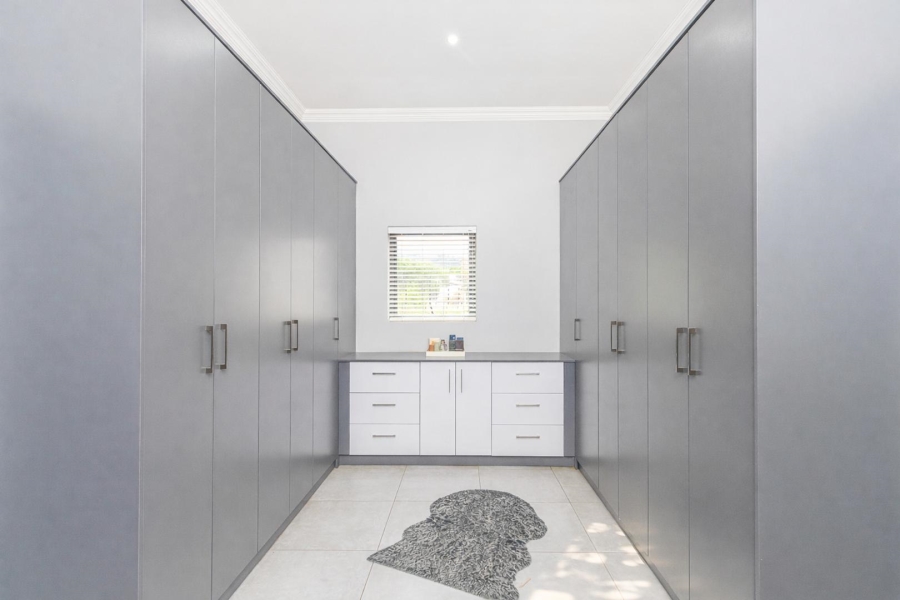 4 Bedroom Property for Sale in Leloko North West